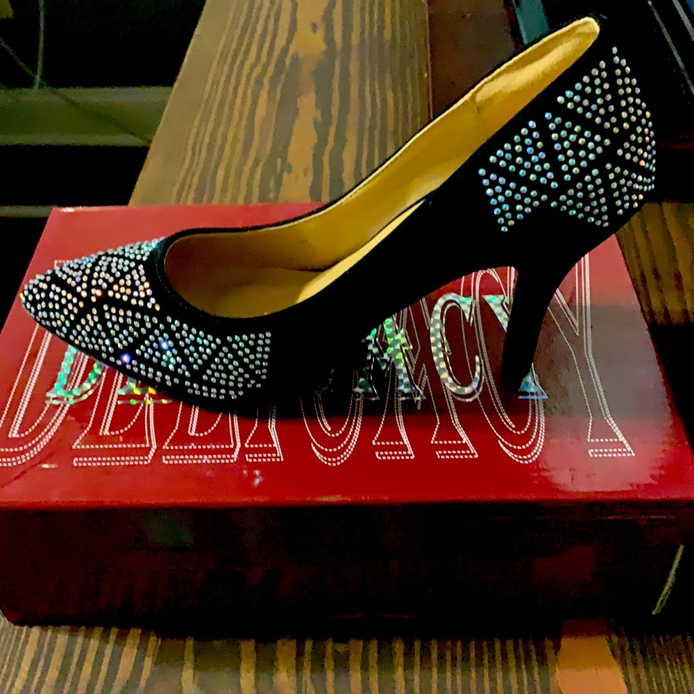 Delicacy shoes